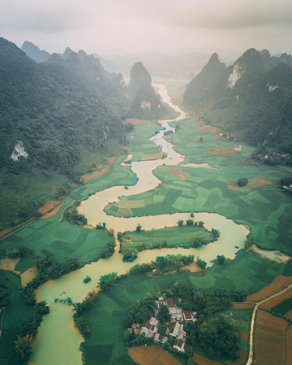 Travel Vietnam