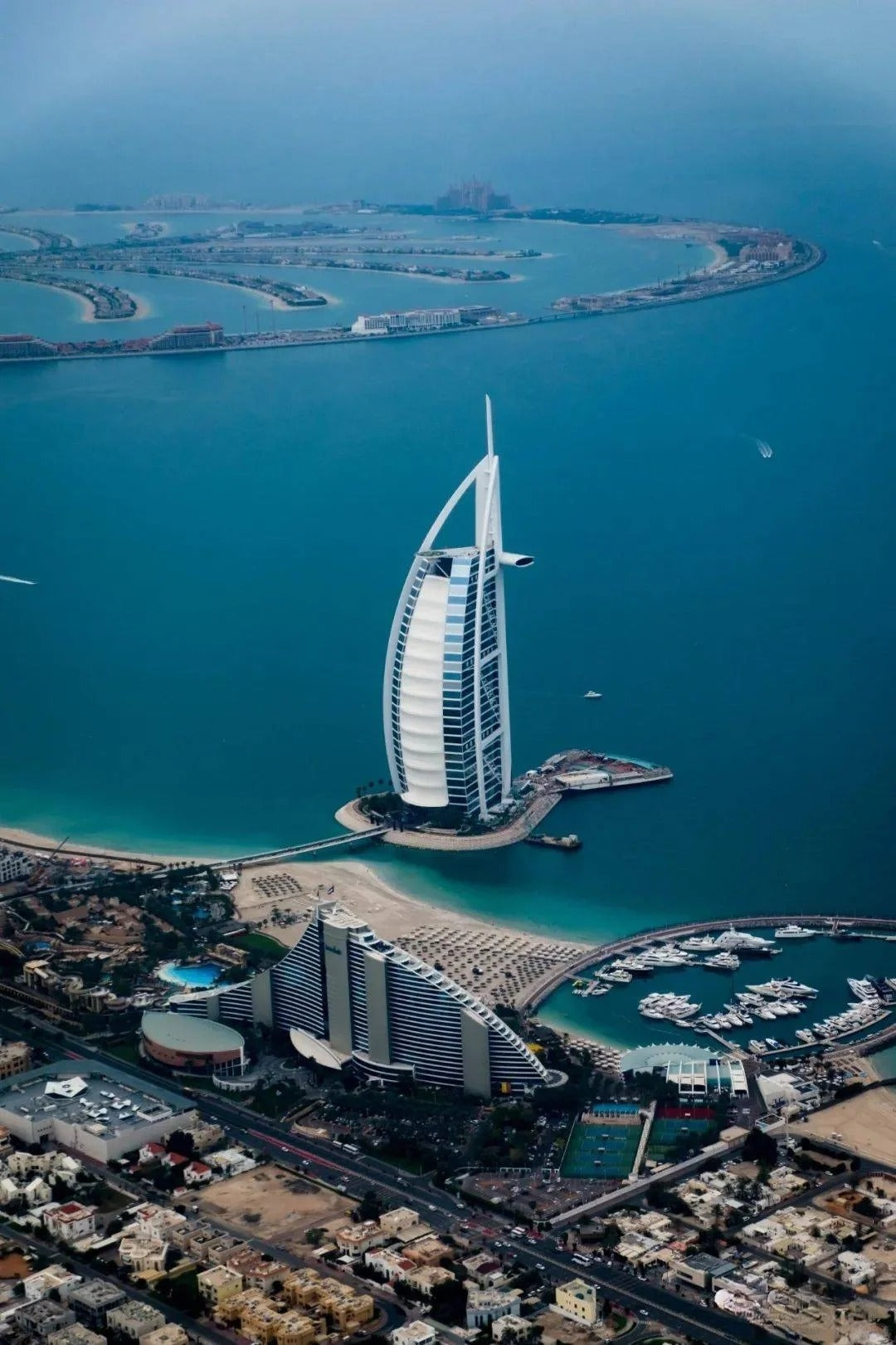 4D3N Dubai & Abu Dhabi