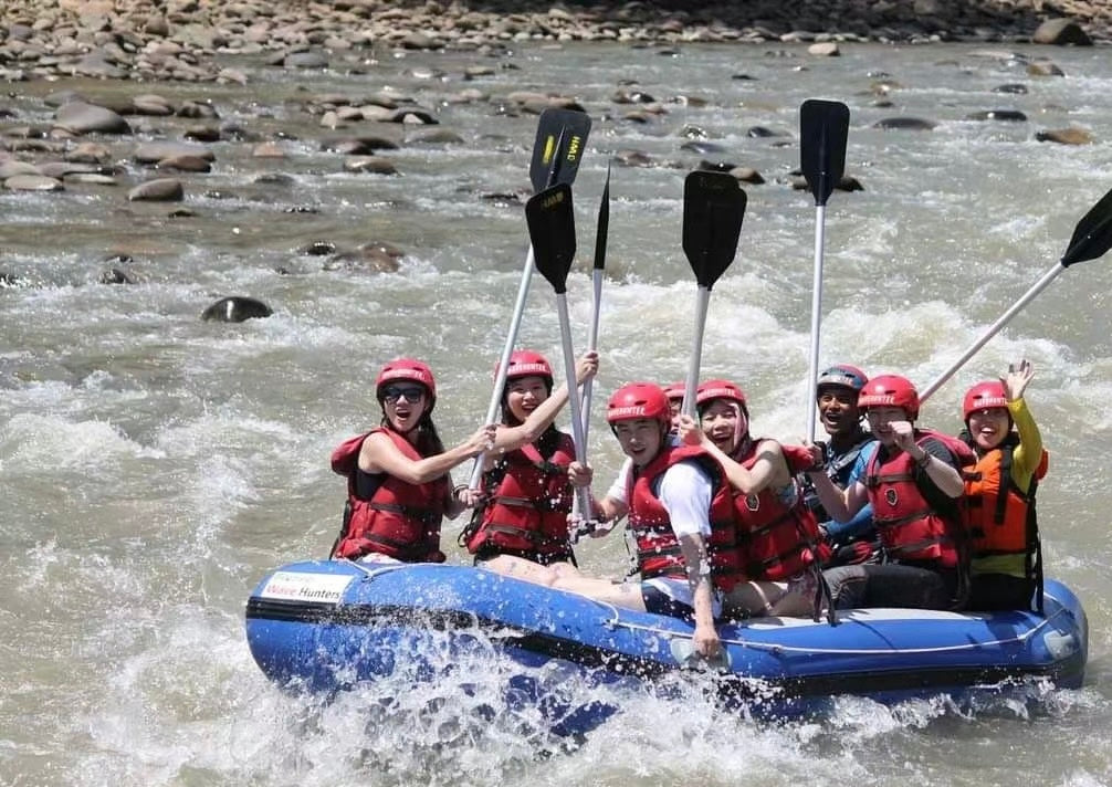 Kiulu Sabah white water rafting package