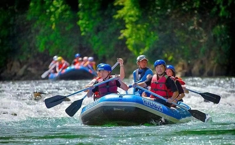 Kiulu Sabah white water rafting package