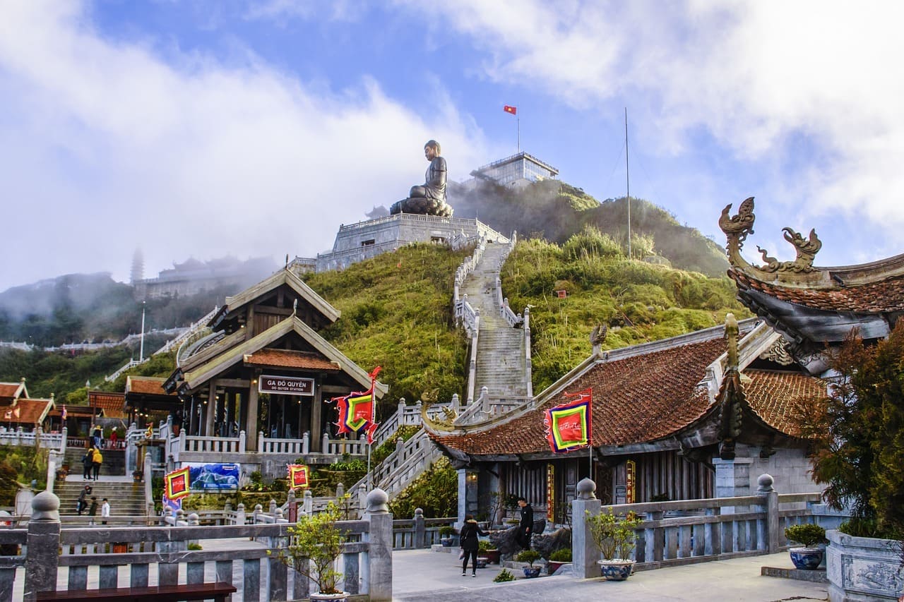 6D 5N Hanoi – Halong – Sapa – Fansipan Peak Tour