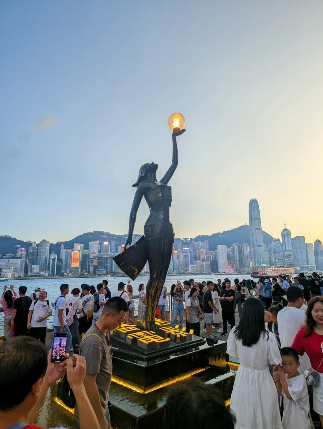 4天3夜香港（不含机票） 